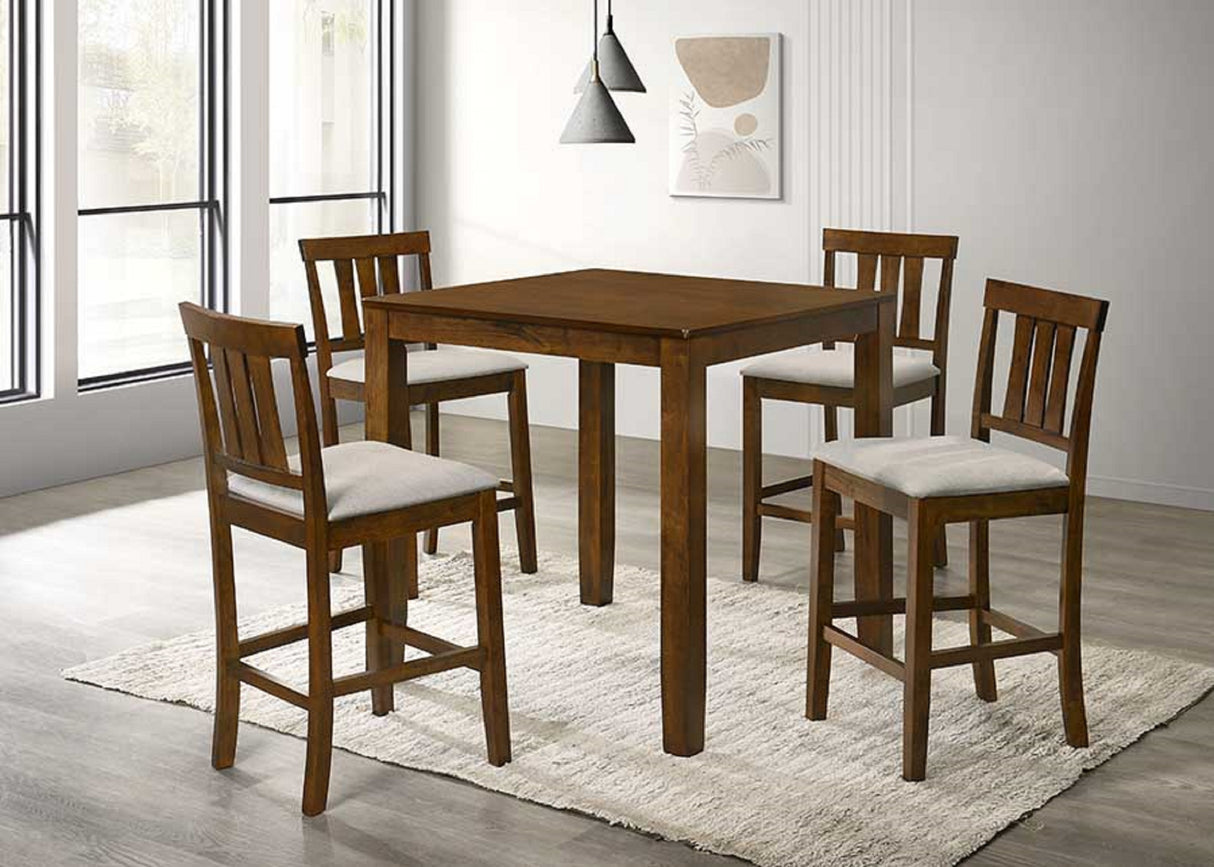 Hermoso juego de comedor de 5 piezas en color cereza con altura de mostrador, mesa de comedor cuadrada con altura de pub y sillas tapizadas en color crema, juego de comedor de madera