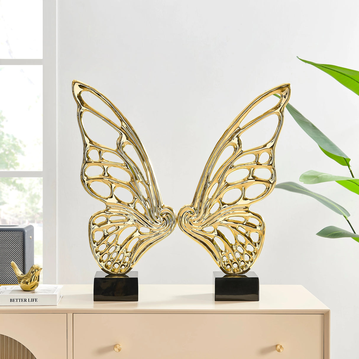 Escultura de Alas de Mariposa // Oro | Finesse