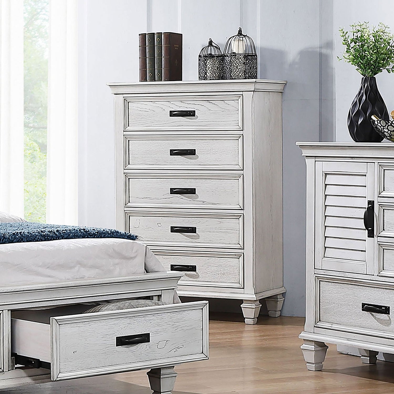 Chest - Franco 5-drawer Chest Antique White