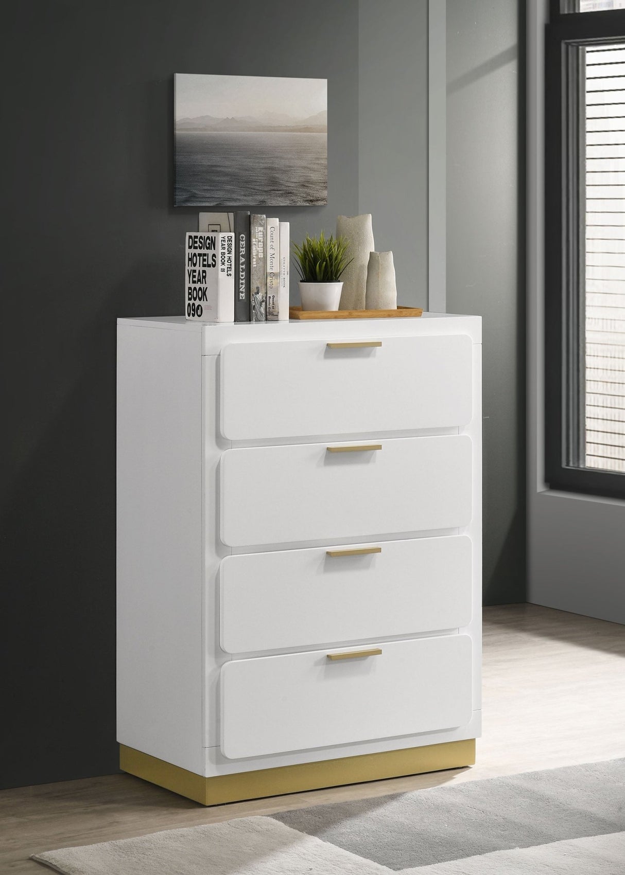 Caraway 4 - drawer Bedroom Chest White | Coaster | Home Elegance USA