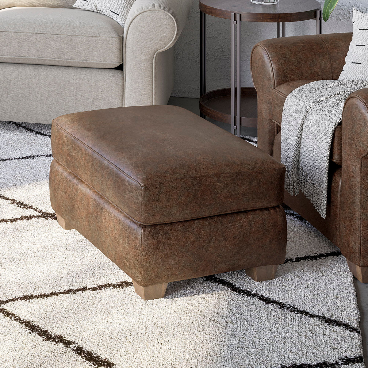 Thornton Leather Ottoman | Flexsteel