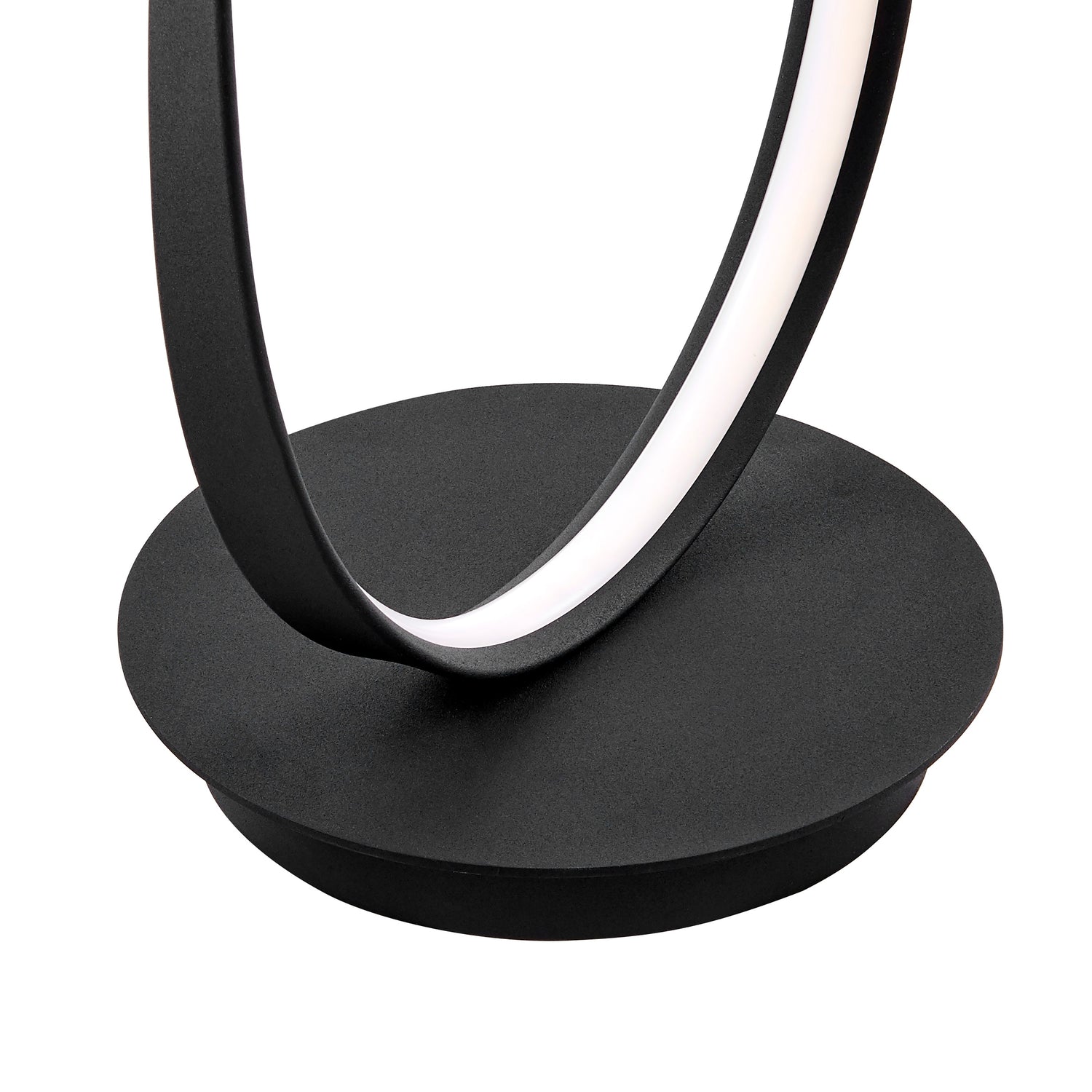 Vienna LED 55" Tall Floor Lamp // Matte Black  | Finesse
