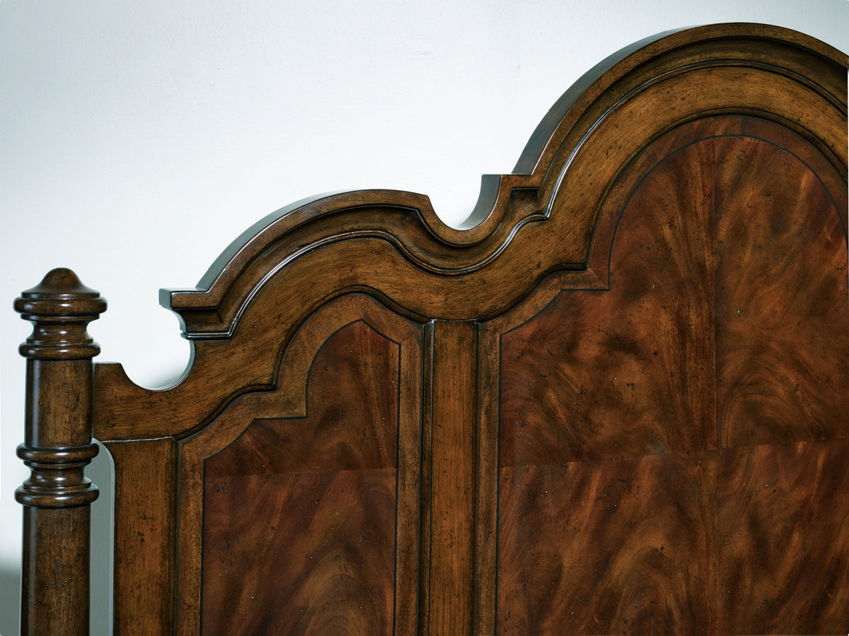 Leesburg California King Poster Bed - Dark Brown by Hooker Furniture - View 2