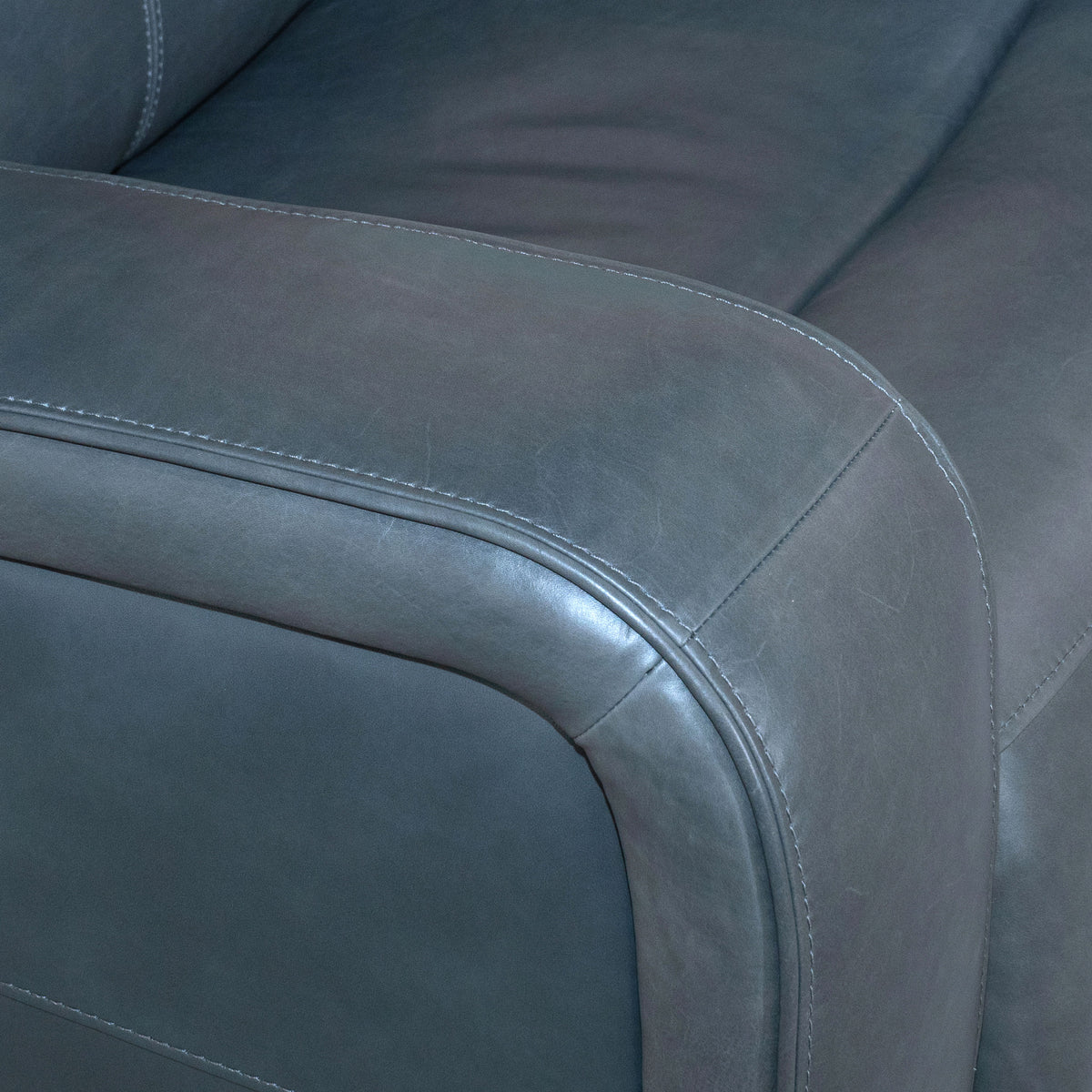 Oasis Power Recliner With Power Headrest, Lumbar, Heat & Massage - Storm | Flexsteel