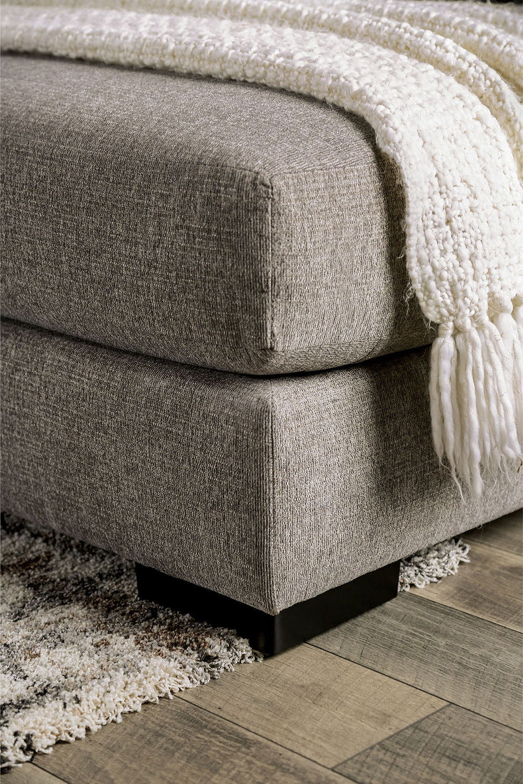 Angelia - Sectional - Light Gray | Home Elegance USA