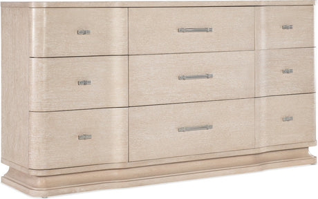 Bedroom Nouveau Chic Nine Drawer Dresser | Hooker Furniture - Home Elegance USA