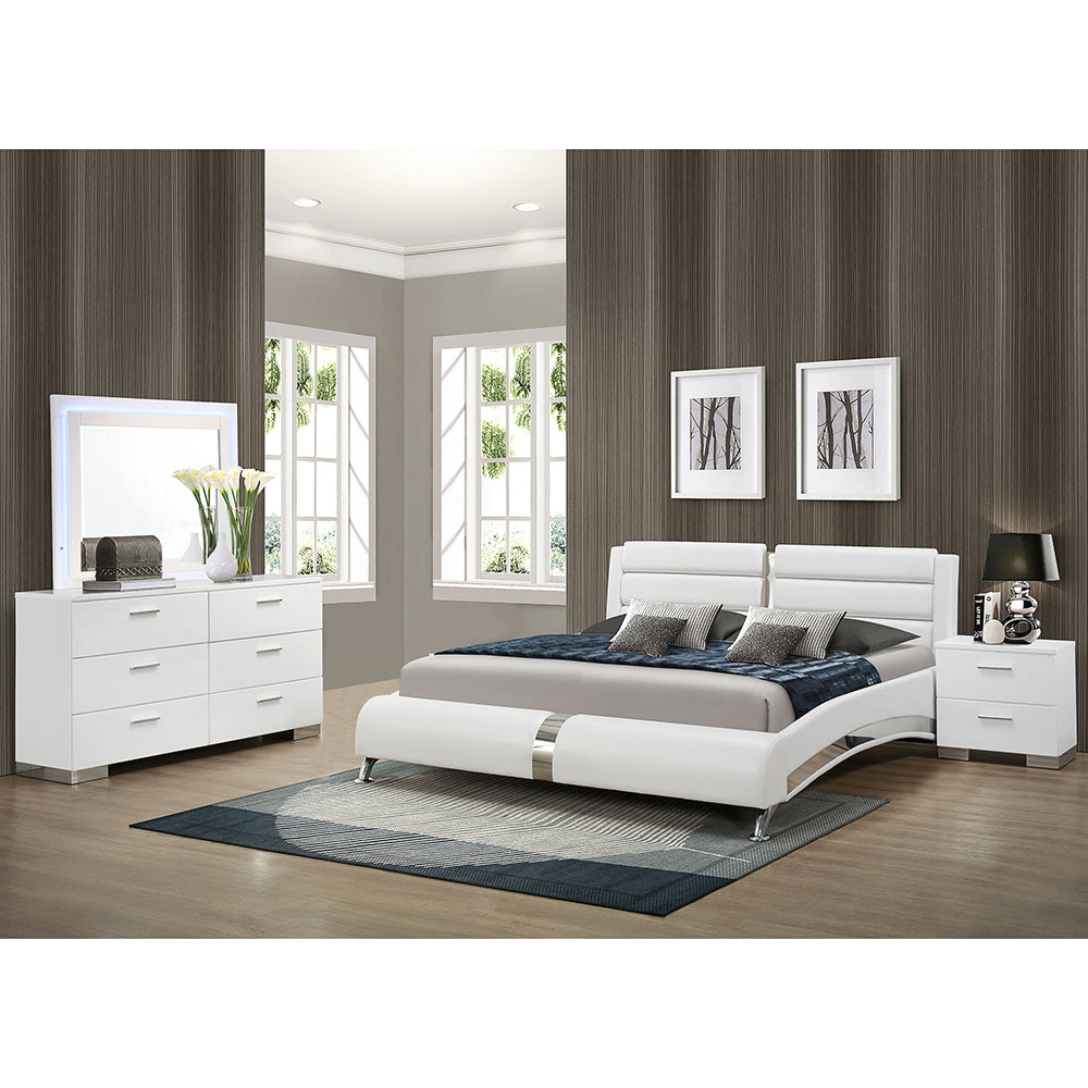 Fillmore White 4-piece Eastern King Bedroom Set