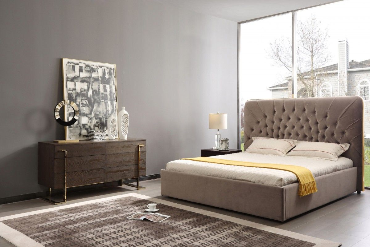 Moontide Glam Beige Velvet Bedroom Set with Brushed Brass – VIG Furniture - Home Elegance USA