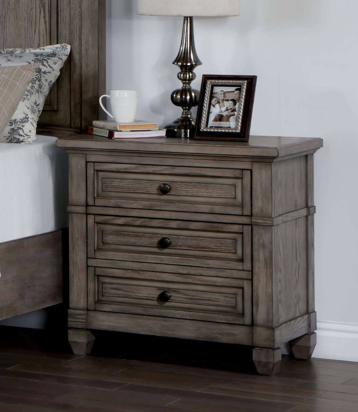 Wire-brushed Finish 1pc Nightstand Warm Gray Color Solid Wood 3-Drawers Bedside Table Transitional Bedroom Furniture