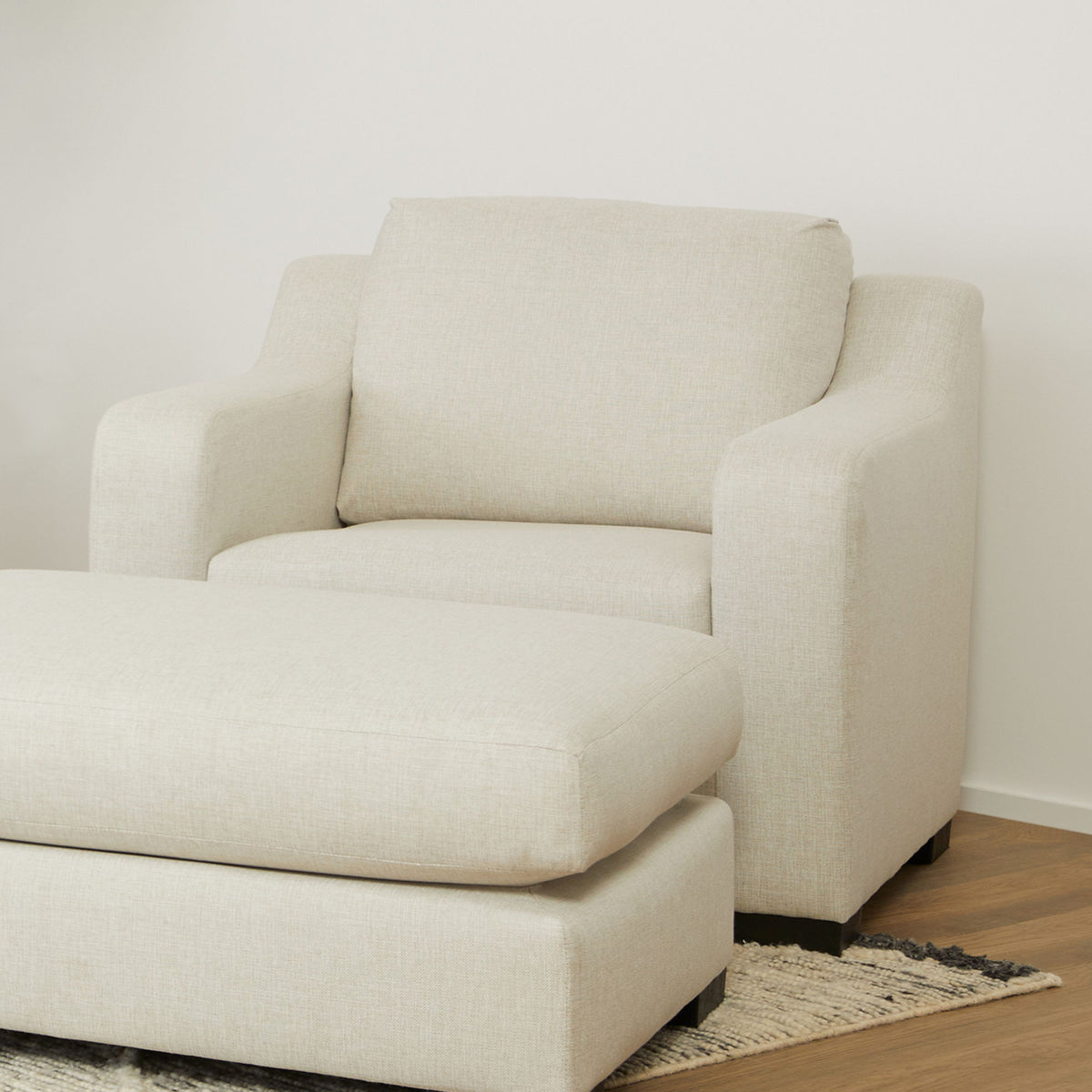 Quinn Fabric Chair | Flexsteel