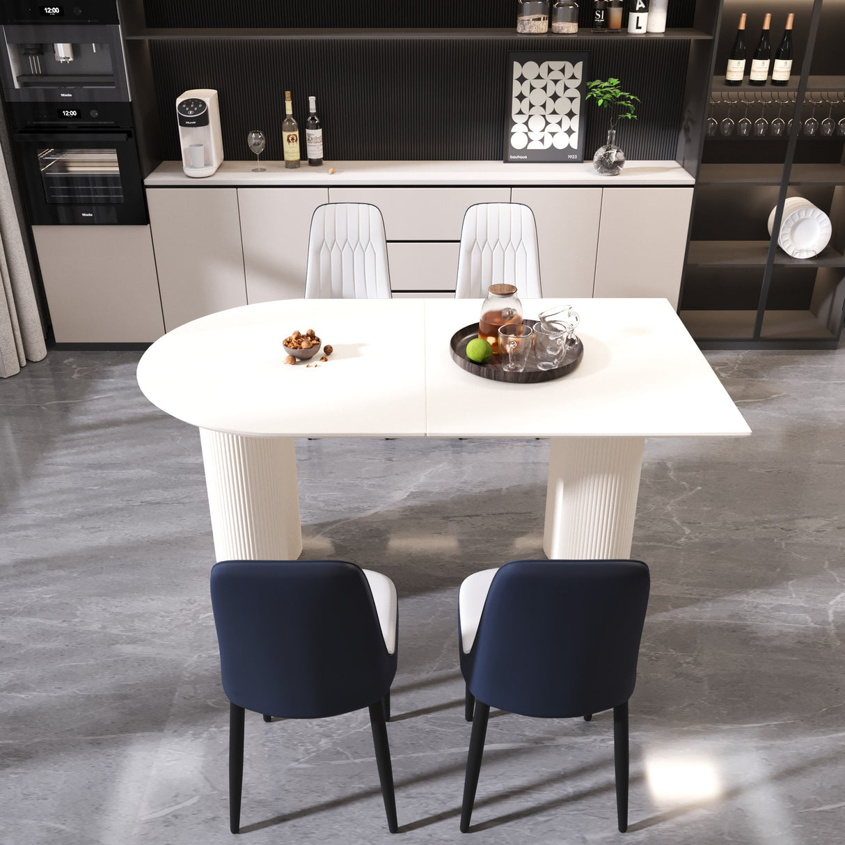 Mesa de comedor de MDF estilo crema medieval moderno de 63 'y juego de sillas de comedor de PU 4. Conjunto de escritorio ensamblado y silla de comedor con patas de metal negro, adecuado para el hogar y la cocina.