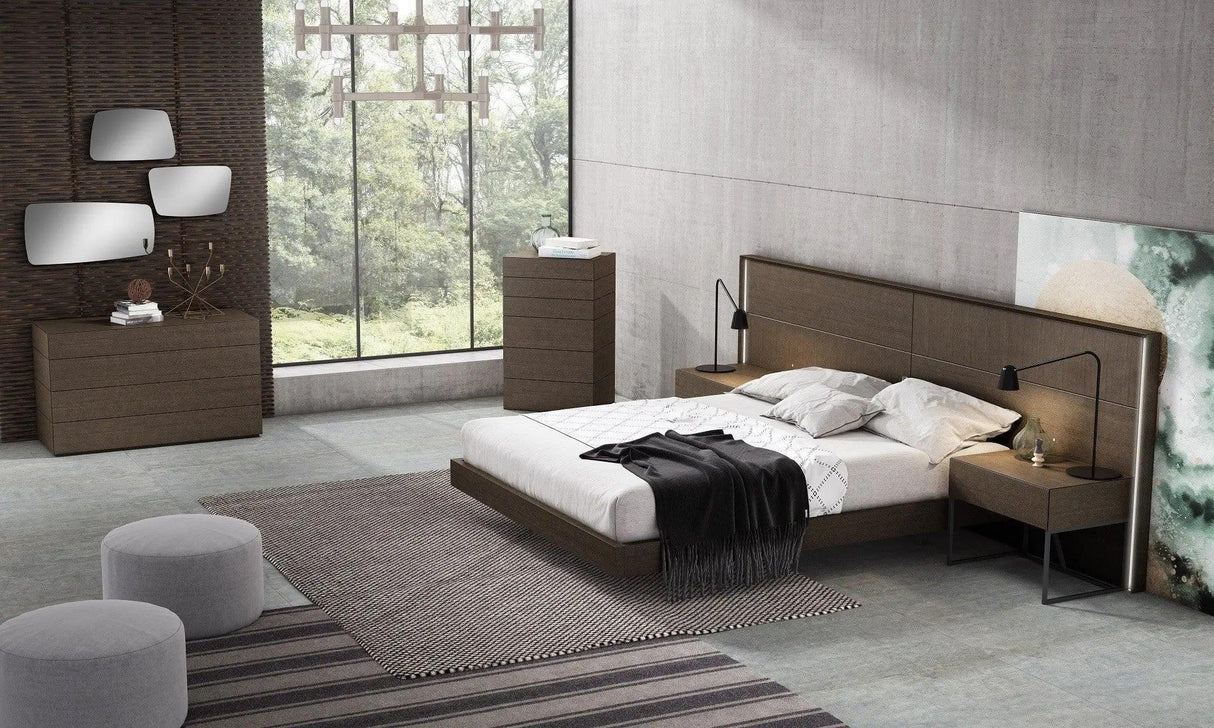 Almada Platform Bed | J&M | Home Elegance USA