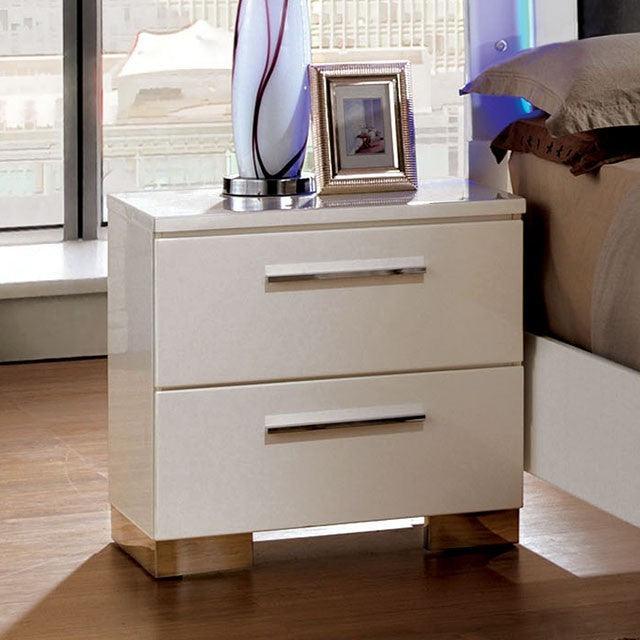 Clementine 5-piece Bedroom Set in White by Furniture of America
