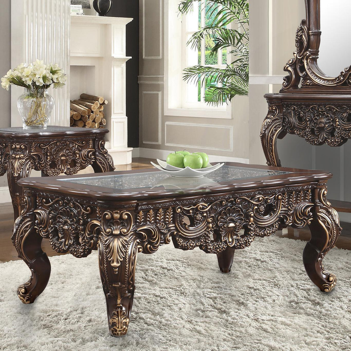 HD-92 Traditional Sofa and Loveseat by Homey Design Furniture Homey Design Furniture