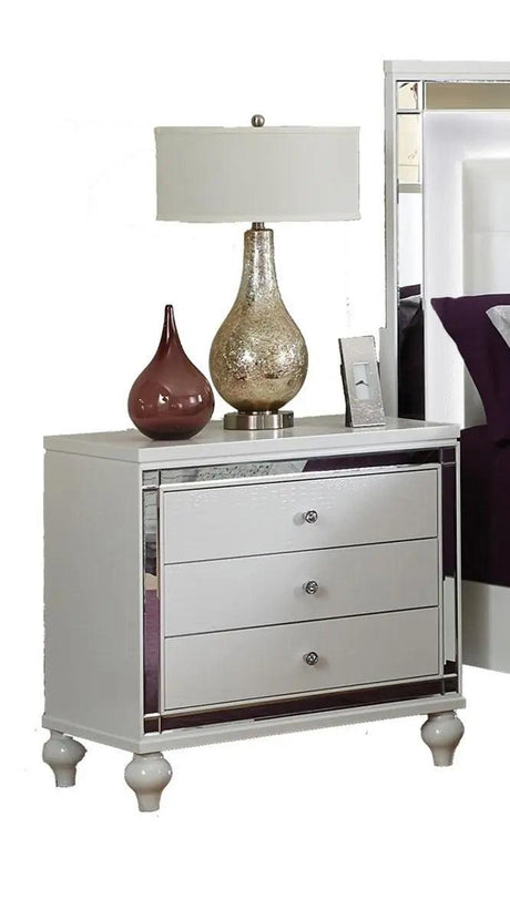 Alonza 3 Drawer Nightstand In White 1845 - 4 | Homelegance | Home Elegance USA
