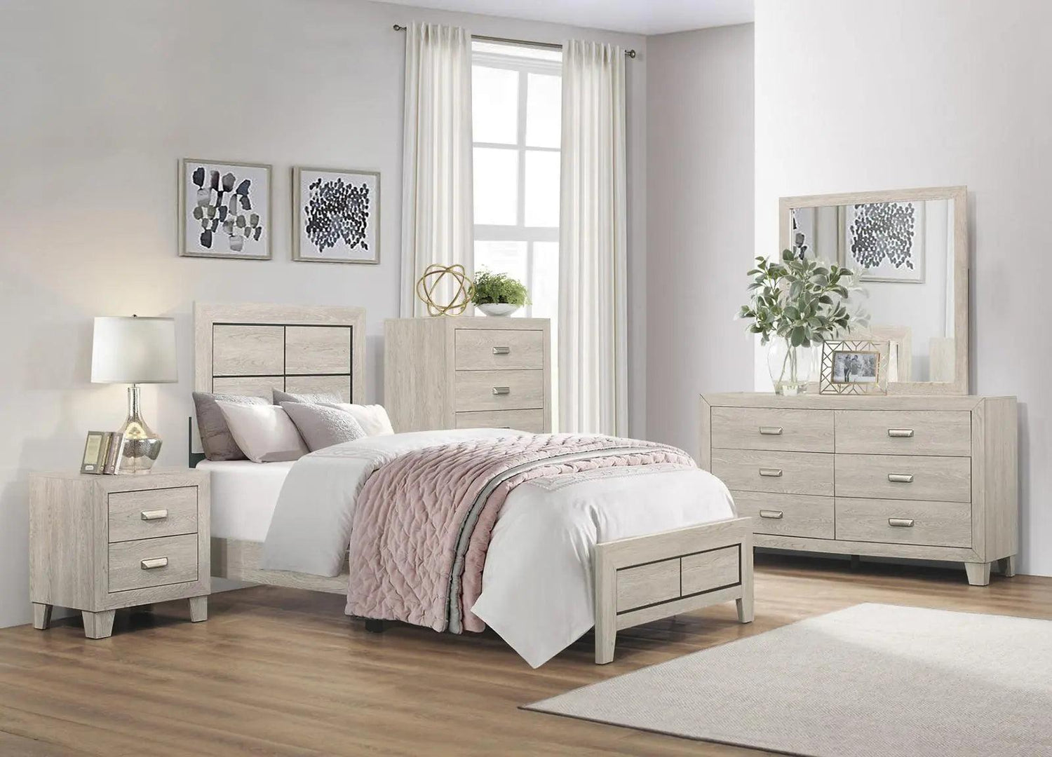 Homelegance Furniture Quinby 5 Drawer Chest In Light Brown 1525-9
