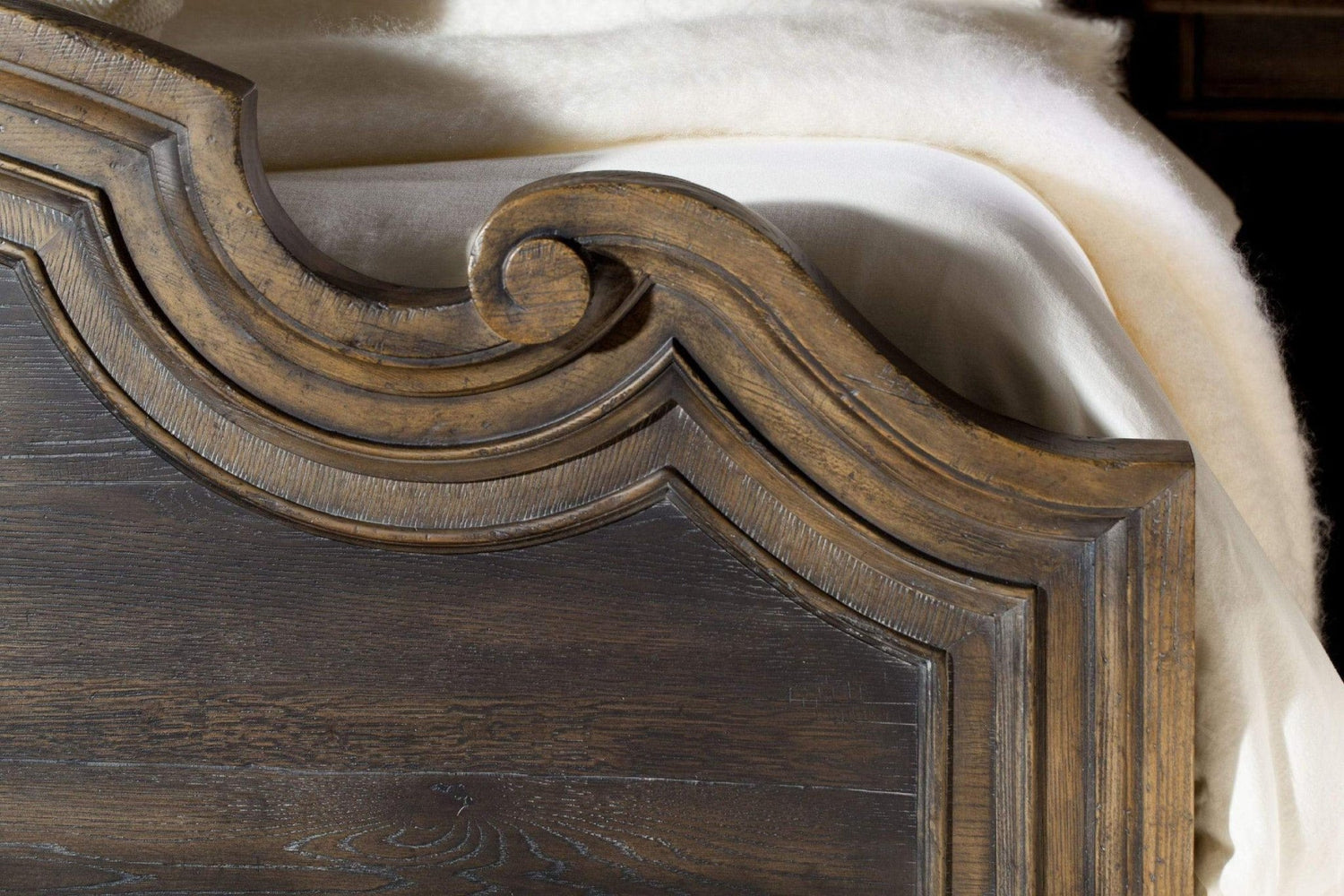 Bedroom Fair Oaks King Upholstered Bed | Hooker | Home Elegance USA