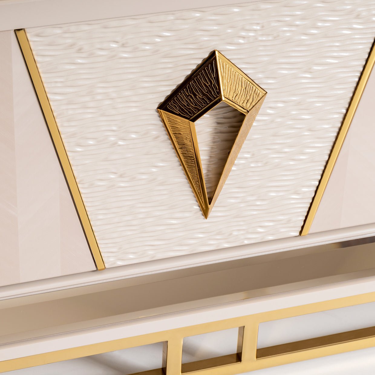 Carmela Media Cabinet | Aico | Home Elegance USA