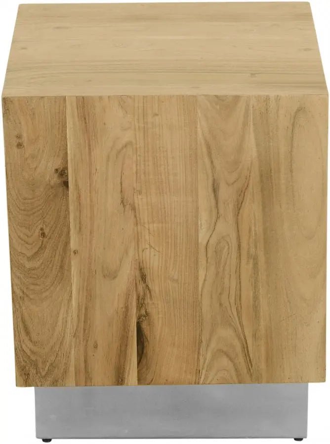 Acacia End Table In Gold - 233 - Et | Meridian | Home Elegance USA