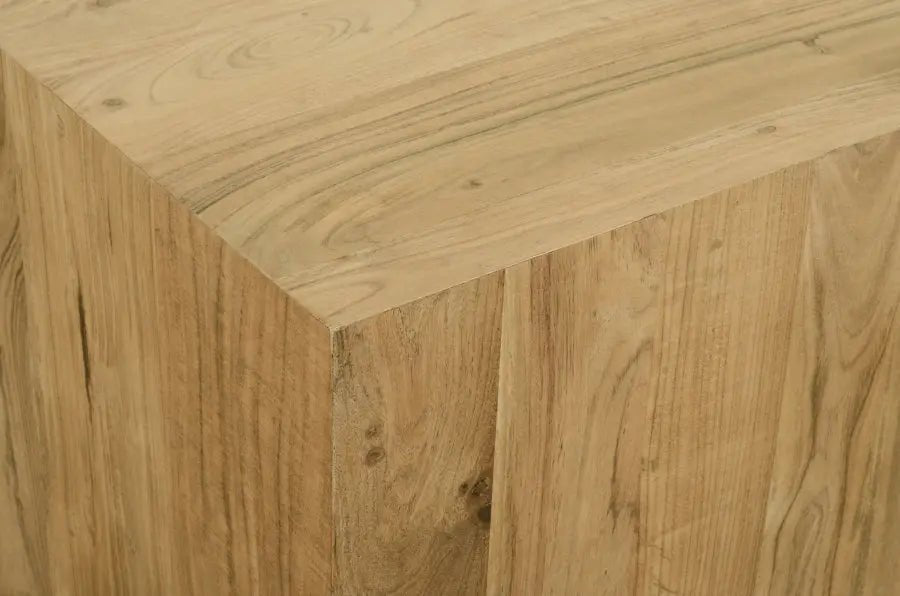 Acacia End Table In Gold - 233 - Et | Meridian | Home Elegance USA