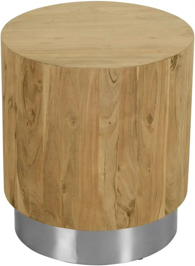 Acacia End Table In Gold - 247 - Et | Meridian | Home Elegance USA