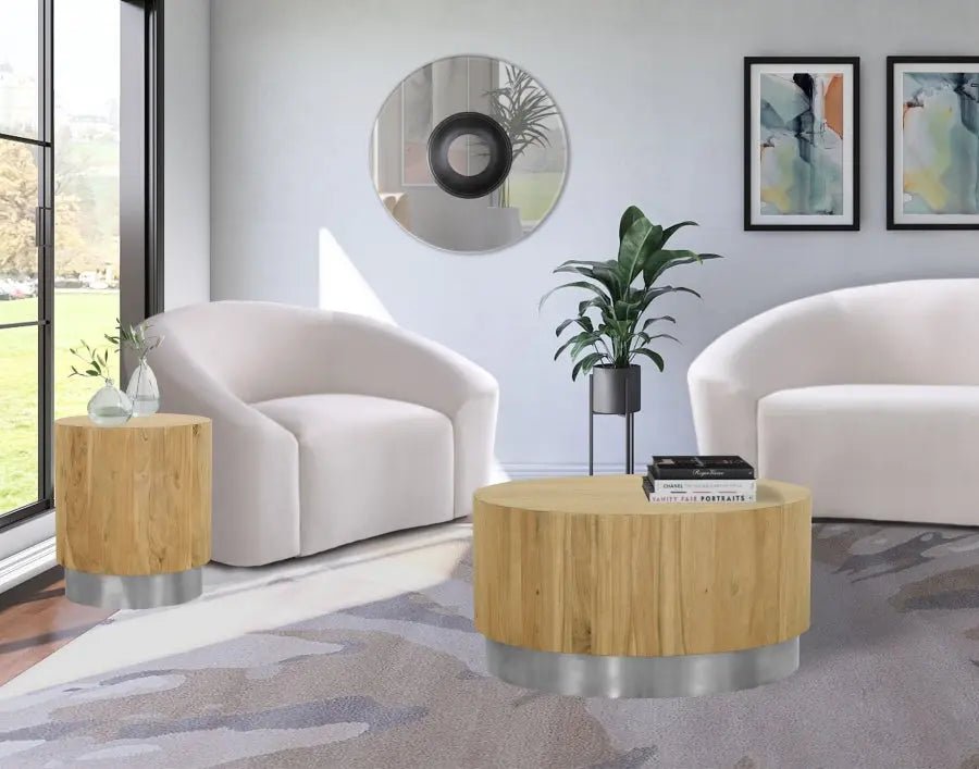 Acacia End Table In Gold - 247 - Et | Meridian | Home Elegance USA