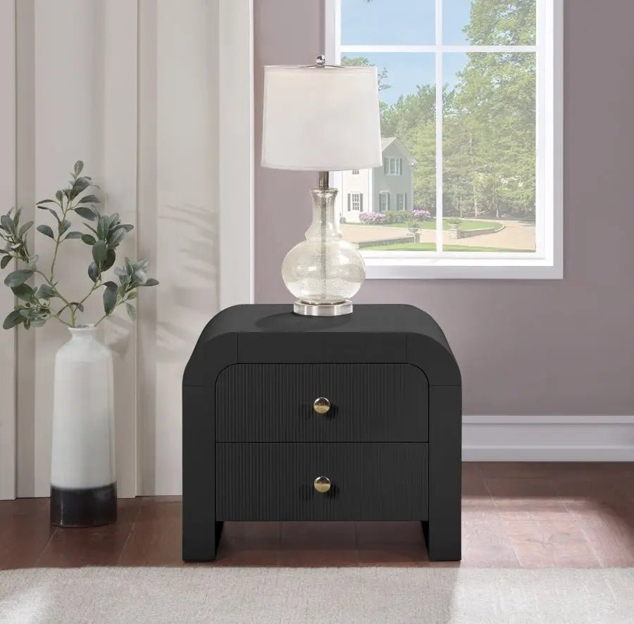 Artisto Nightstand In Black - 888Black - Ns | Meridian | Home Elegance USA