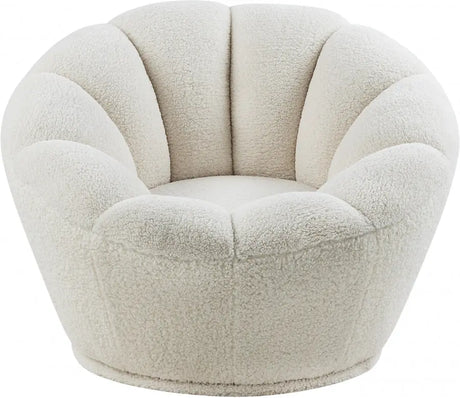 Meridian Furniture - Dream Faux Sheepskin Fur Accent Chair In White - 514Fur
