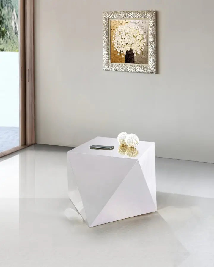 Meridian Furniture - Gemma End Table In Silver - 222Silver-E