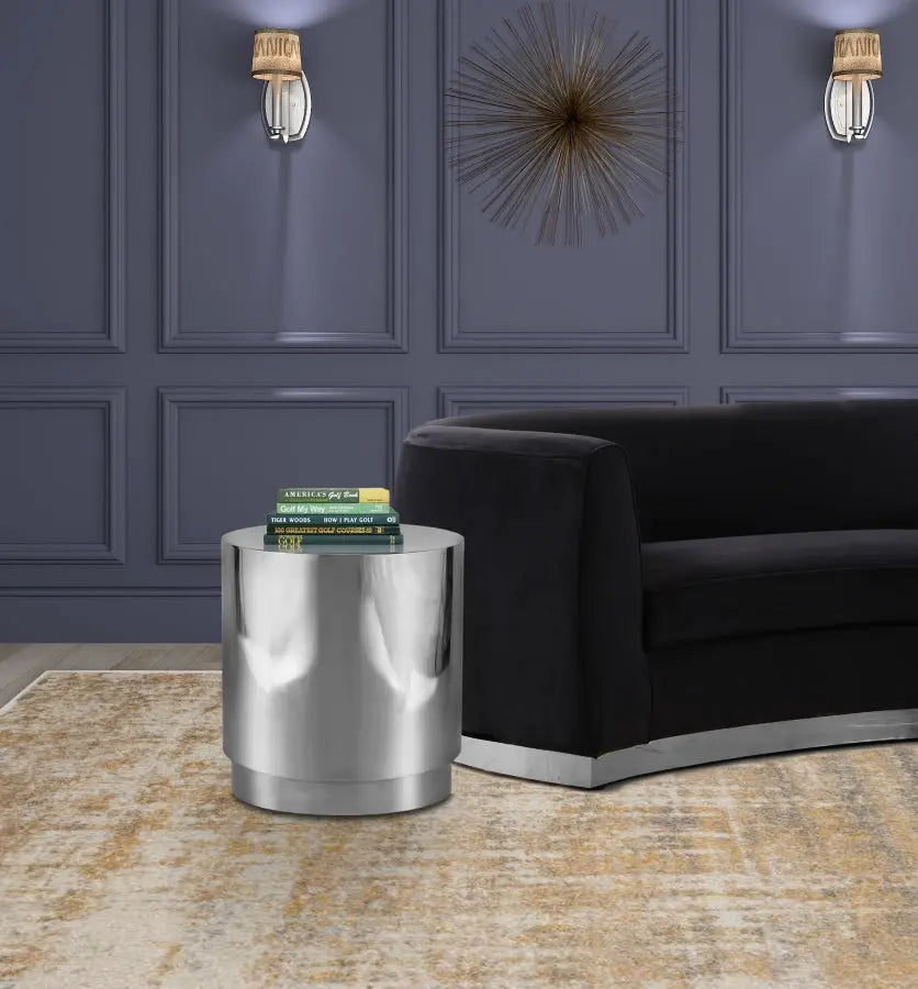 Meridian Furniture - Jazzy End Table In Silver - 282-E