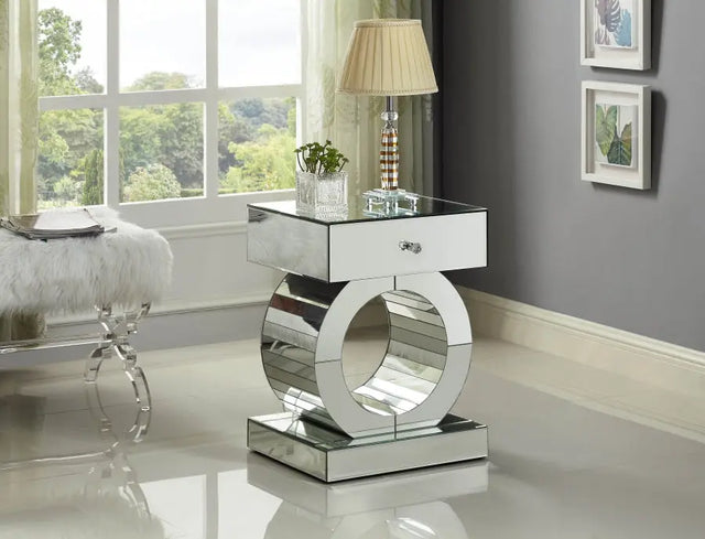 Meridian Furniture - Jocelyn End Table In Mirrored - 227-E