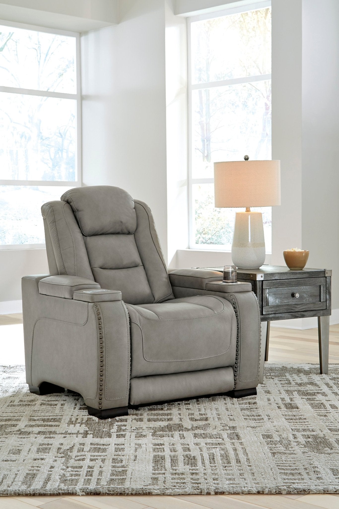 Ashley Gray The Man - Den PWR Recliner/ADJ Headrest - Leather | Home Elegance USA