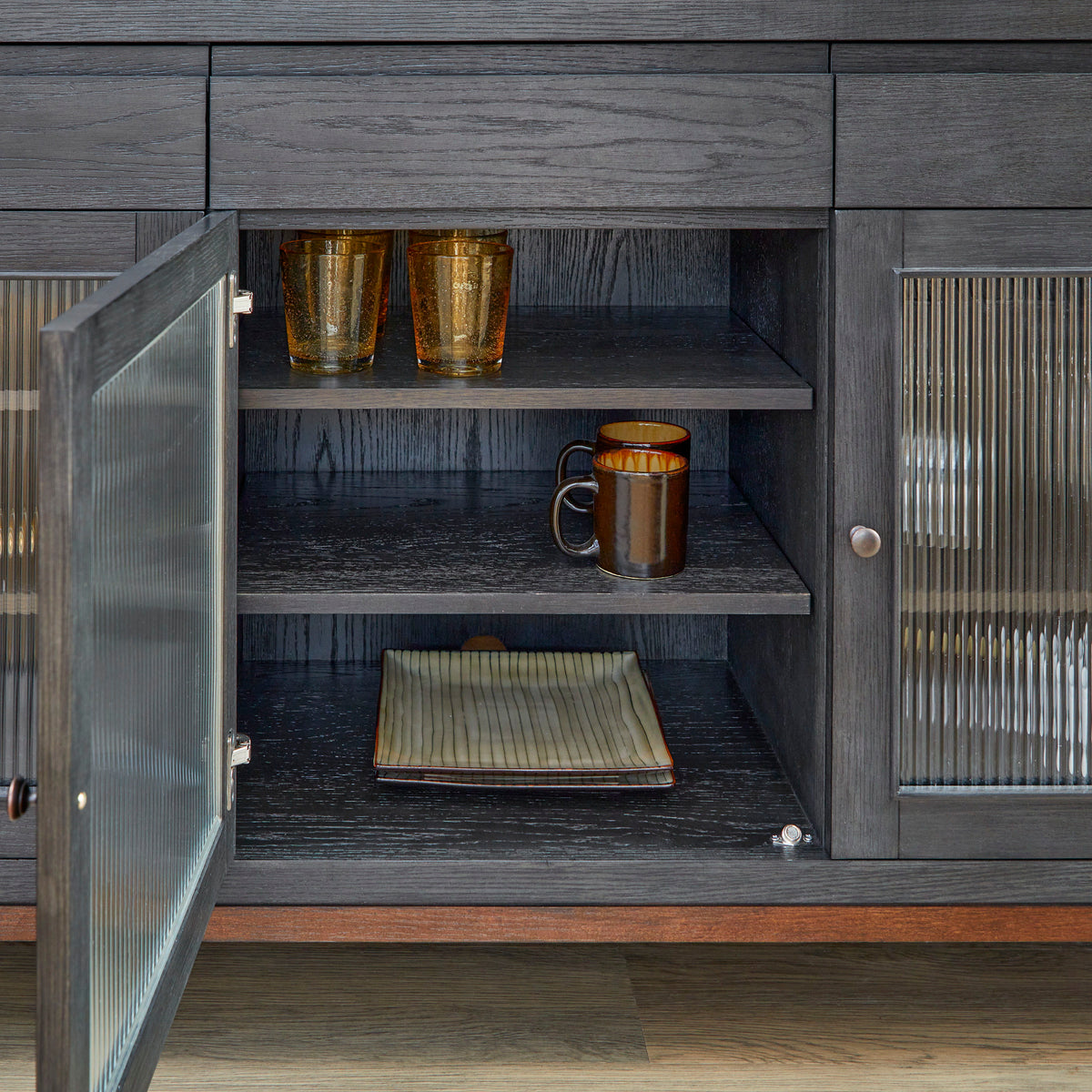 Waterfall Buffet - Deep Ebony | Flexsteel