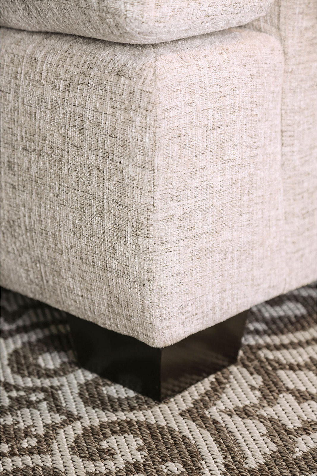 Alisa - Sectional - Ivory | Home Elegance USA