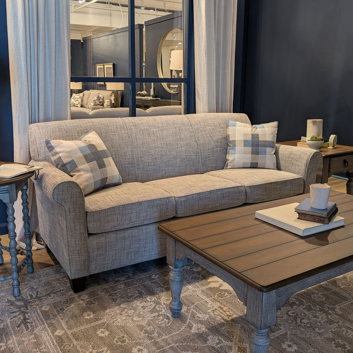 Dana Fabric Sofa | Flexsteel