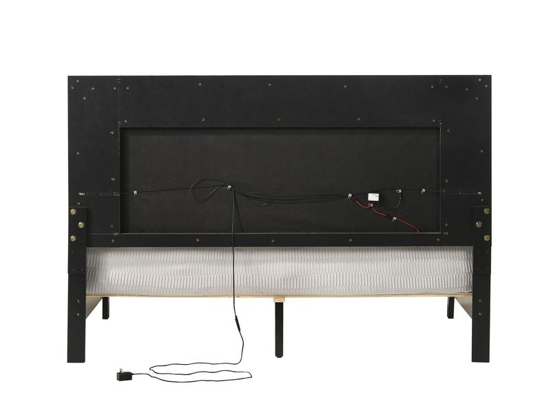 Casilda Queen Bed W/Led BD00644Q Gray Synthetic Leather & White Finish | Acme | Home Elegance USA