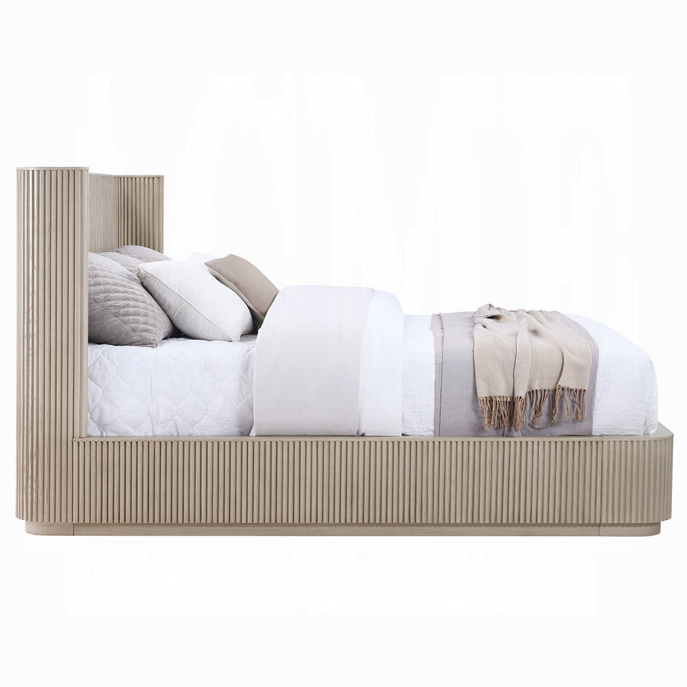 Leanna Queen Bed Light Oak Wood with Elegant Rounded Design - Acme Furniture - Home Elegance USA