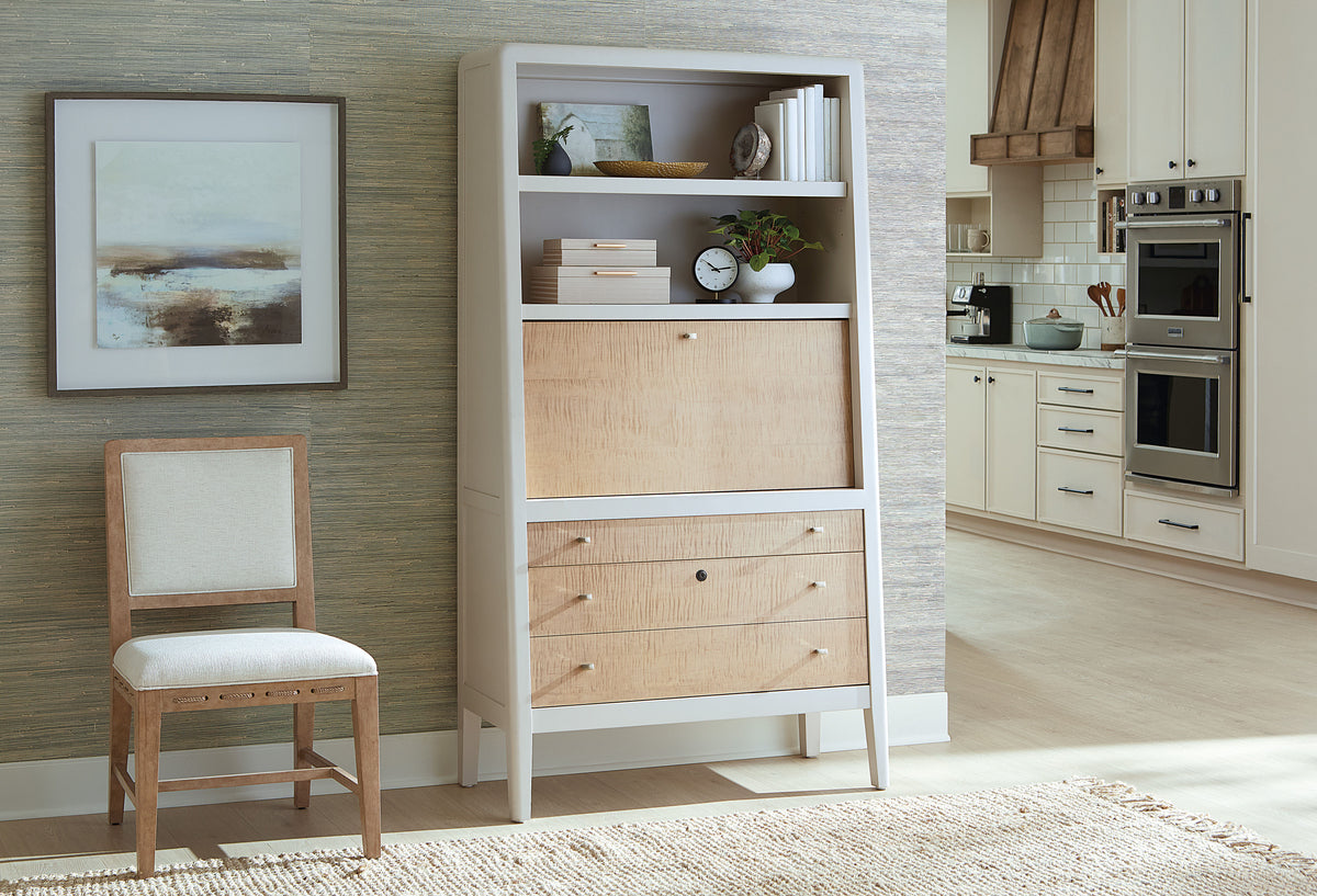 Hera Hub - White / Gray by Hooker Furniture - View 6