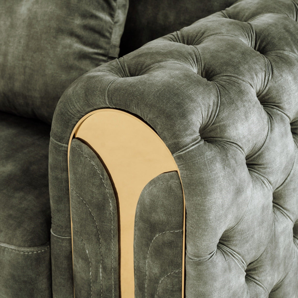 Divani Casa Dosie - Transitional Grey Velvet Loveseat