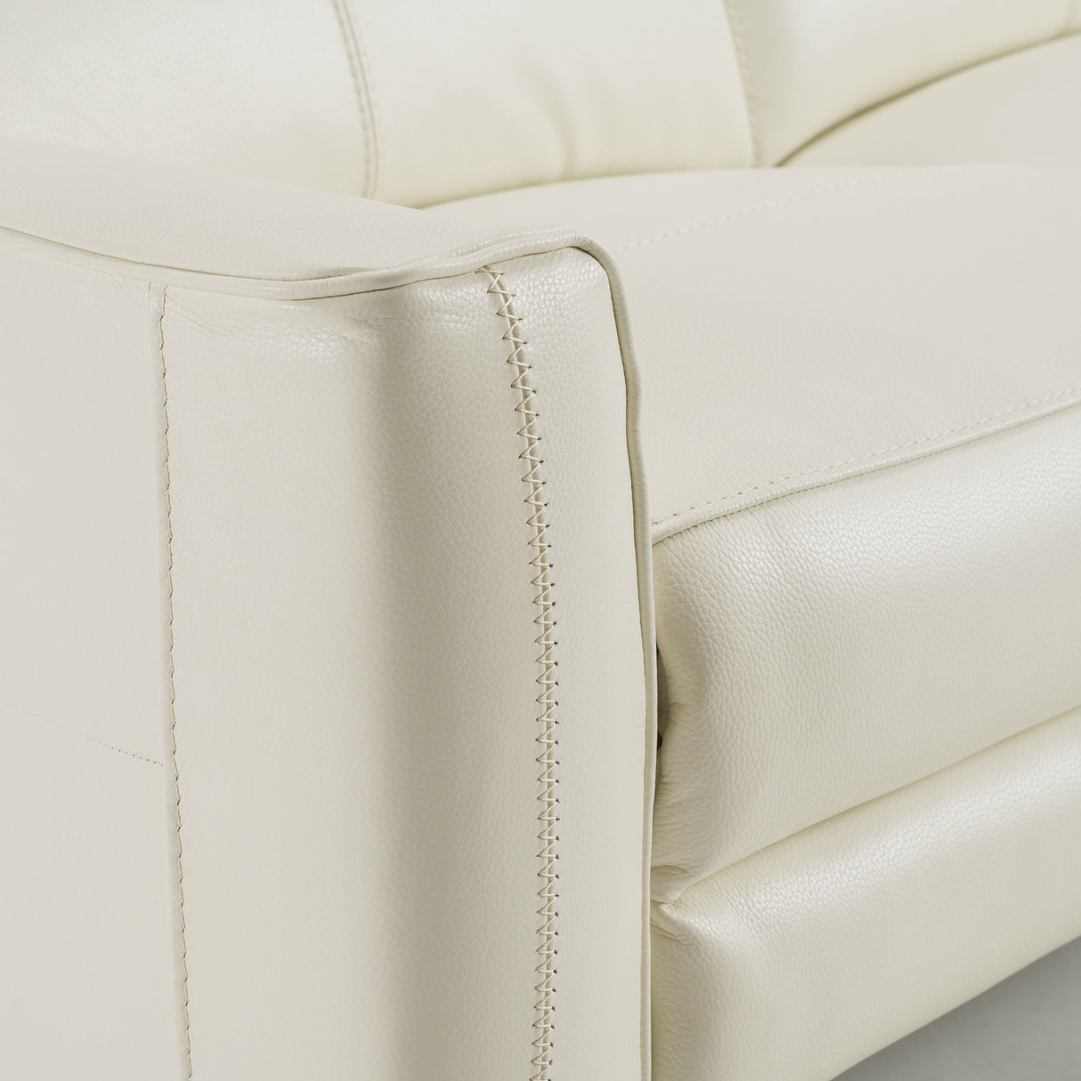 Divani Casa Eden - Modern White Leather Sofa With 2 Recliners