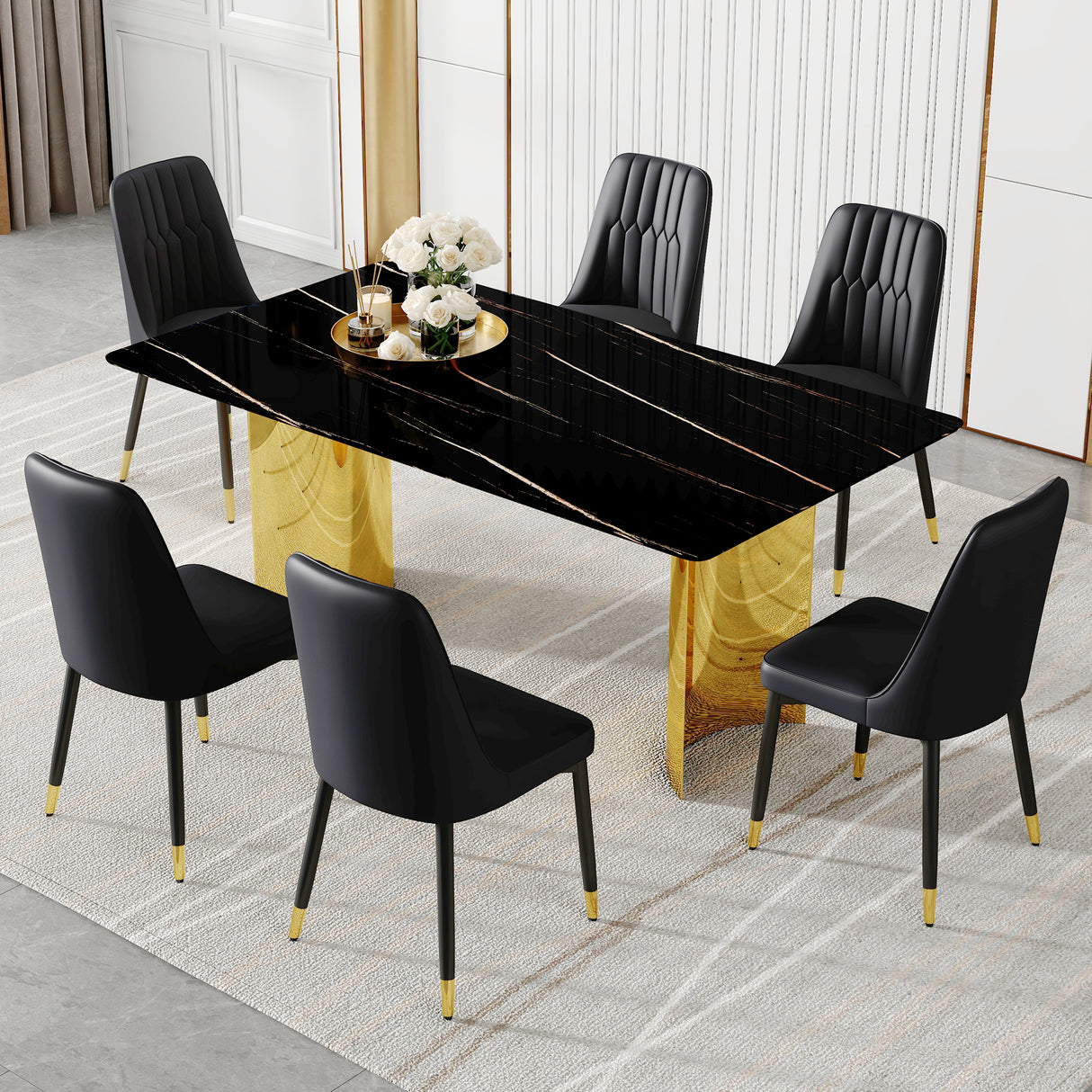 Conjunto de mesa y sillas. La mesa tiene un tablero de cristal con adhesivos imitación mármol y patas doradas de acero inoxidable. Se complementa con 6 sillas con cojines de respaldo de poliuretano y patas negras. W1151S01538