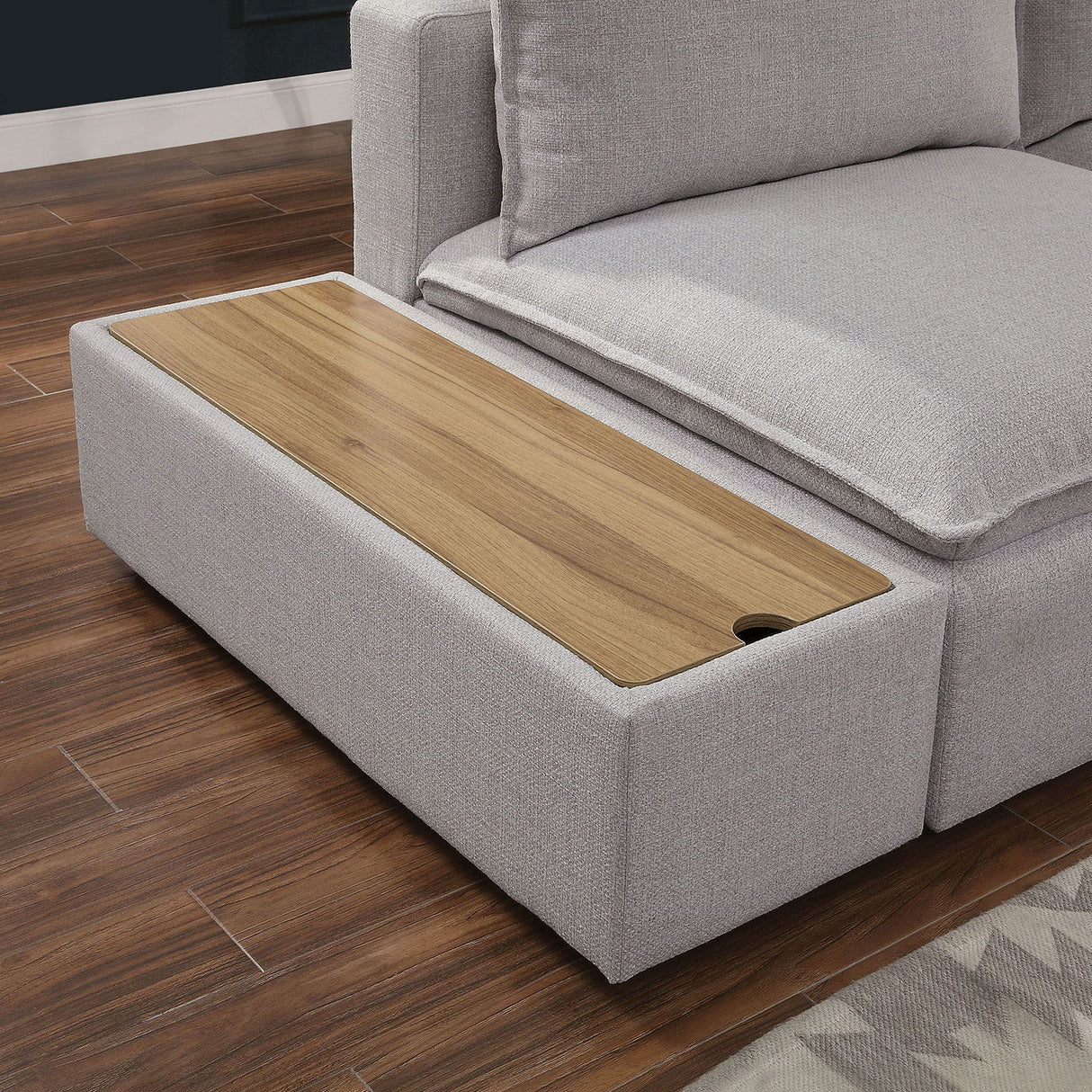 Arlene - Sectional - Light Gray | Home Elegance USA