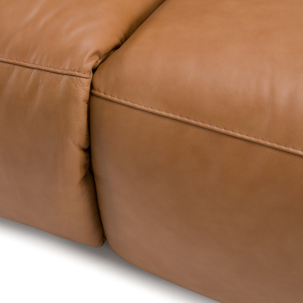 Hagerty - Modern Brown Leather Sofa with 2 Power Recliners - View Image 1
