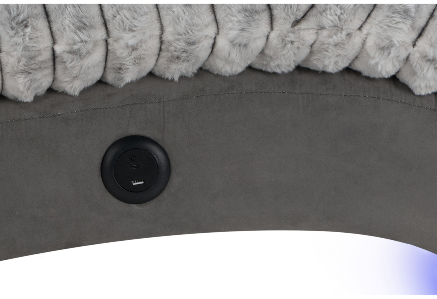 Dominic Nickel/Grey 36 Chaise With Usb - Home Elegance USA