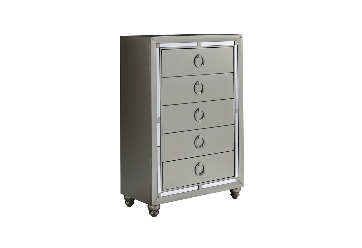 Riley Silver Chest | Global
