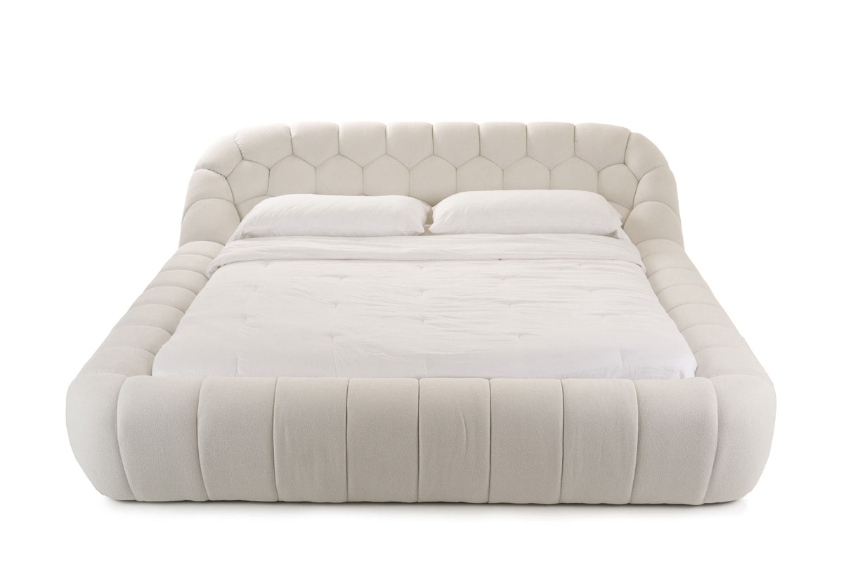 Divani Casa Yolonda Queen Upholstered Bed Off-White Teddy Fabric – VIG Furniture - Home Elegance USA