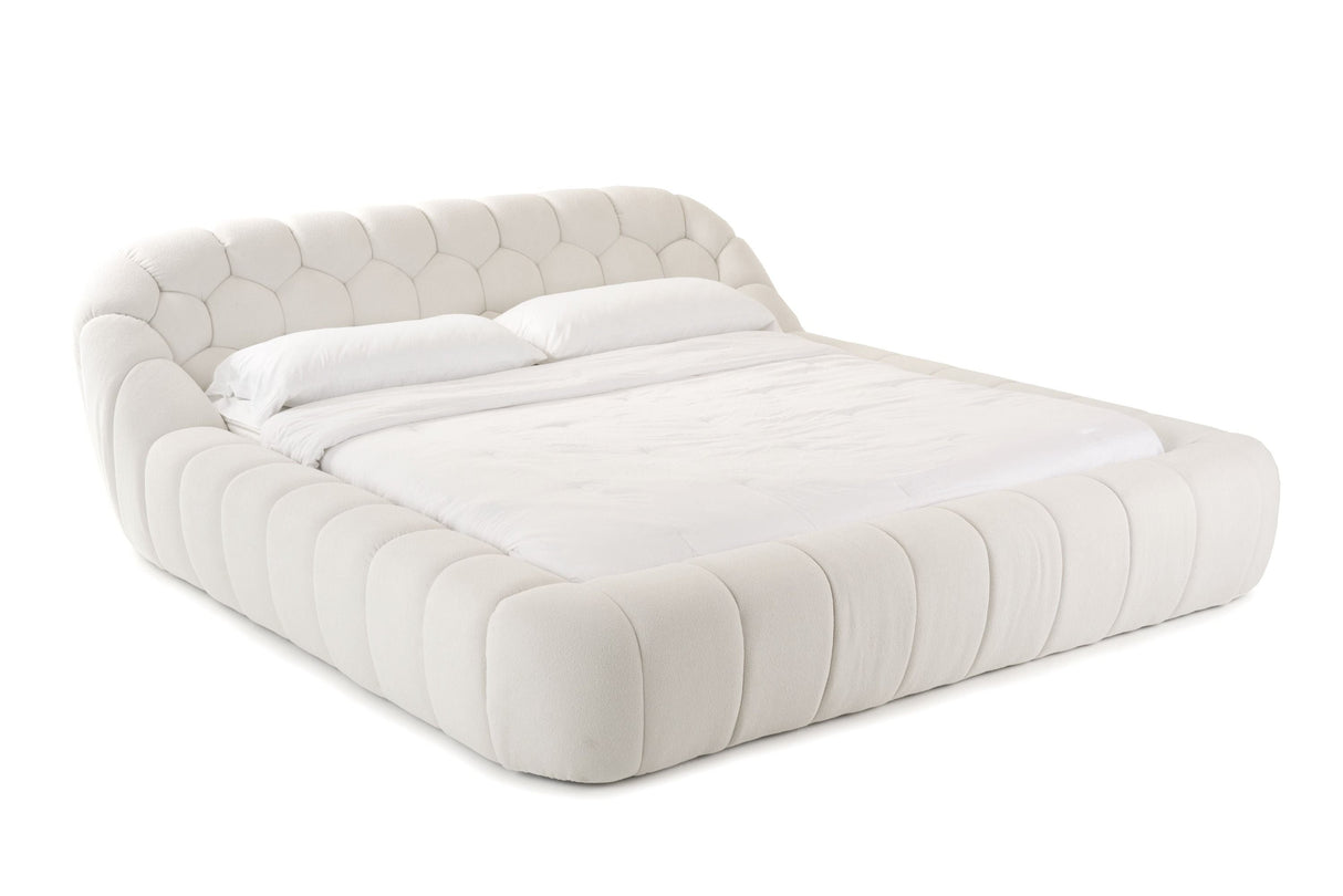 Divani Casa Yolonda Queen Upholstered Bed Off-White Teddy Fabric – VIG Furniture - Home Elegance USA