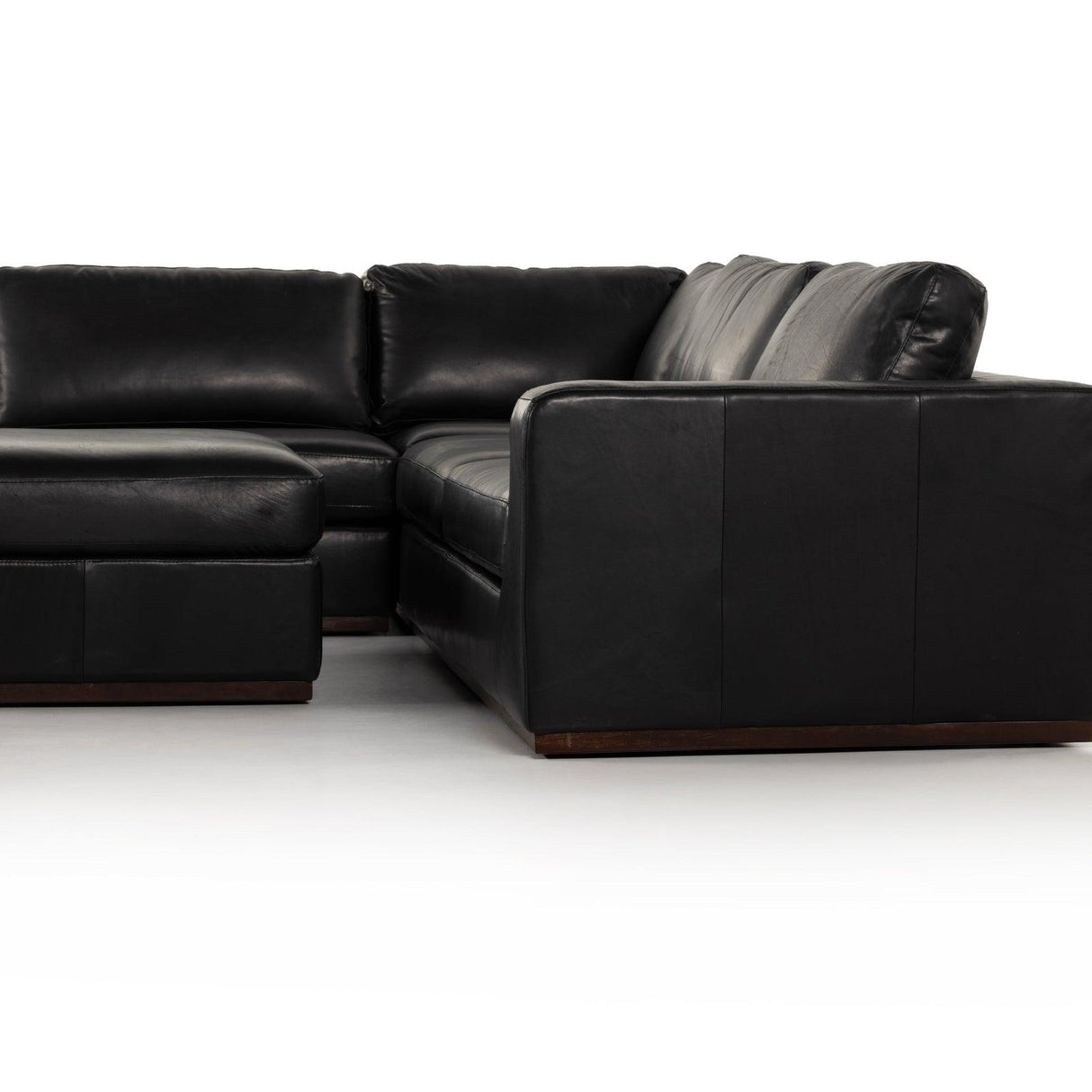 Four Hands Colt 3 Pc Sectional With Ottoman