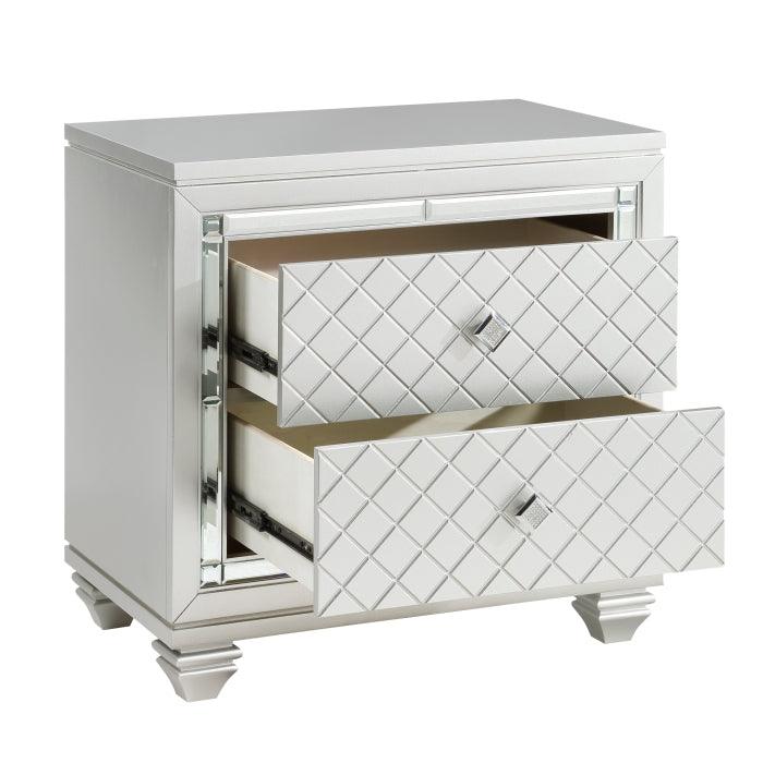 Homelegance - Leesa Night Stand In Silver - 1430-4