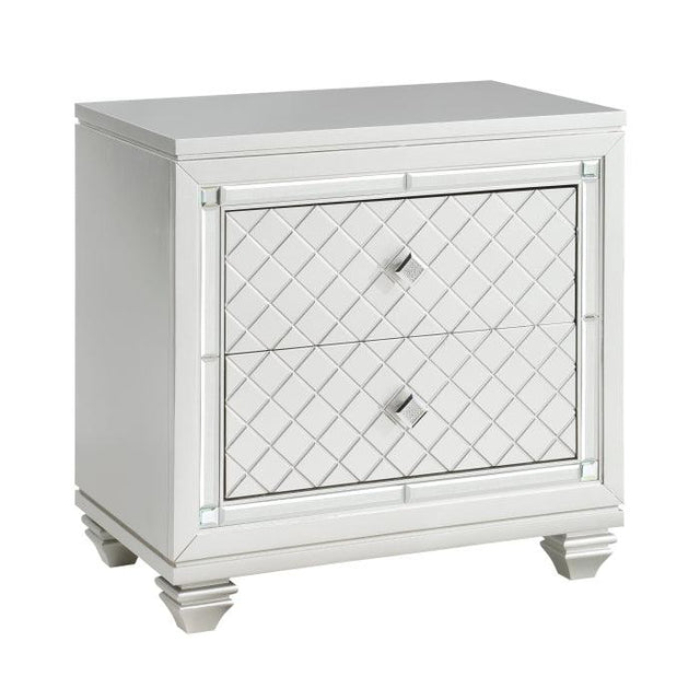 Homelegance - Leesa Night Stand In Silver - 1430-4